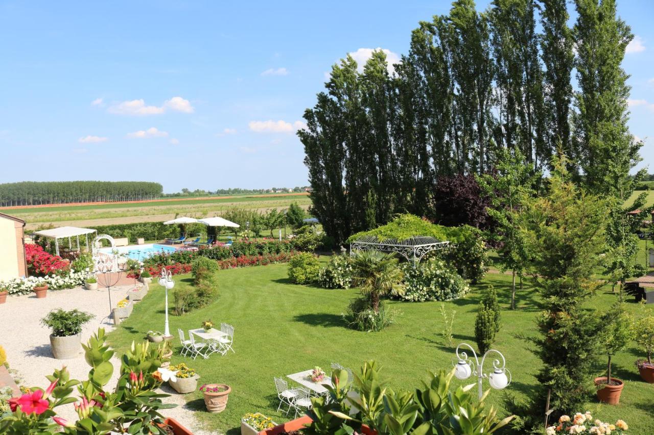 Millefiori La Corte Delle Rose Rovigo Exteriör bild